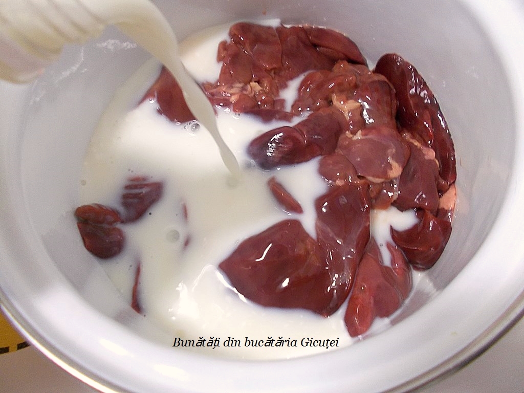 ficateii pusi in lapte