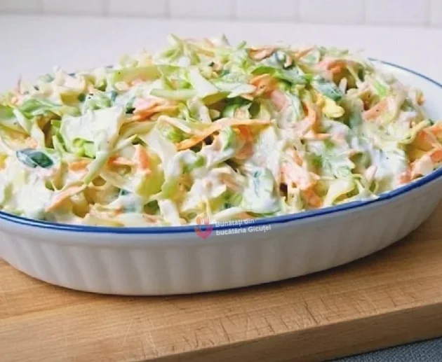 salata de varza cu sos de iaurt si maioneza salata coleslaw