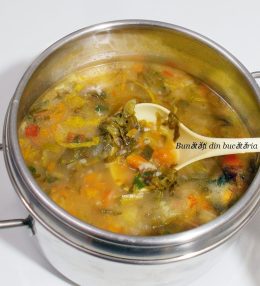 Ciorba de salata verde si cartofi