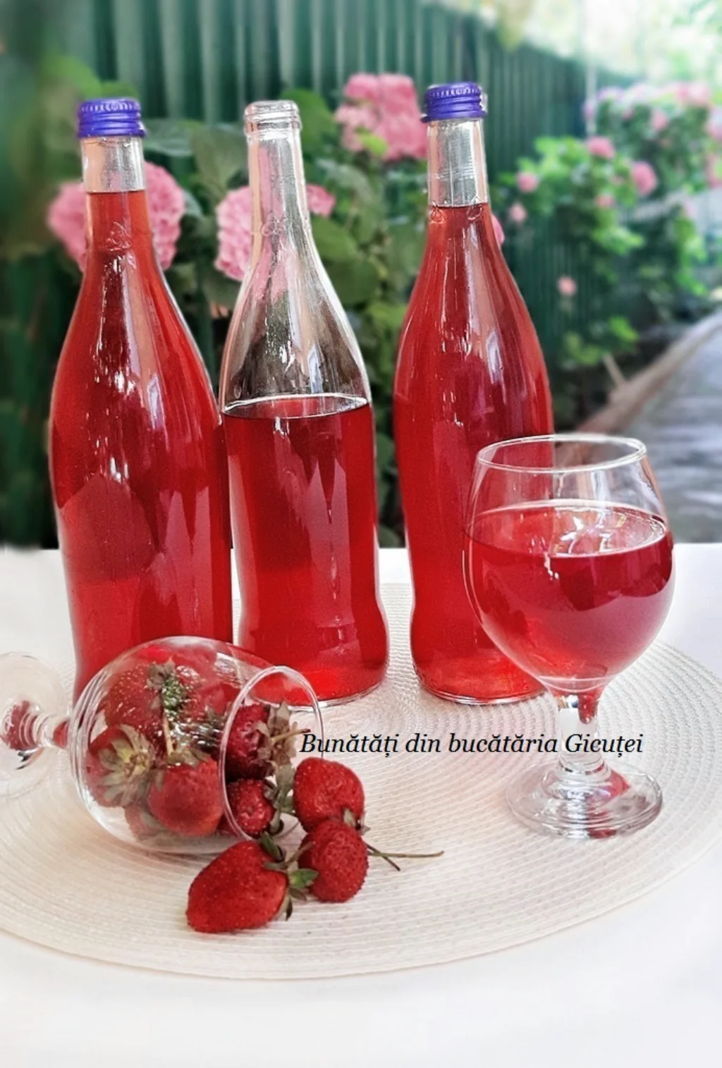 Lichior-de-capsuni-capsunata