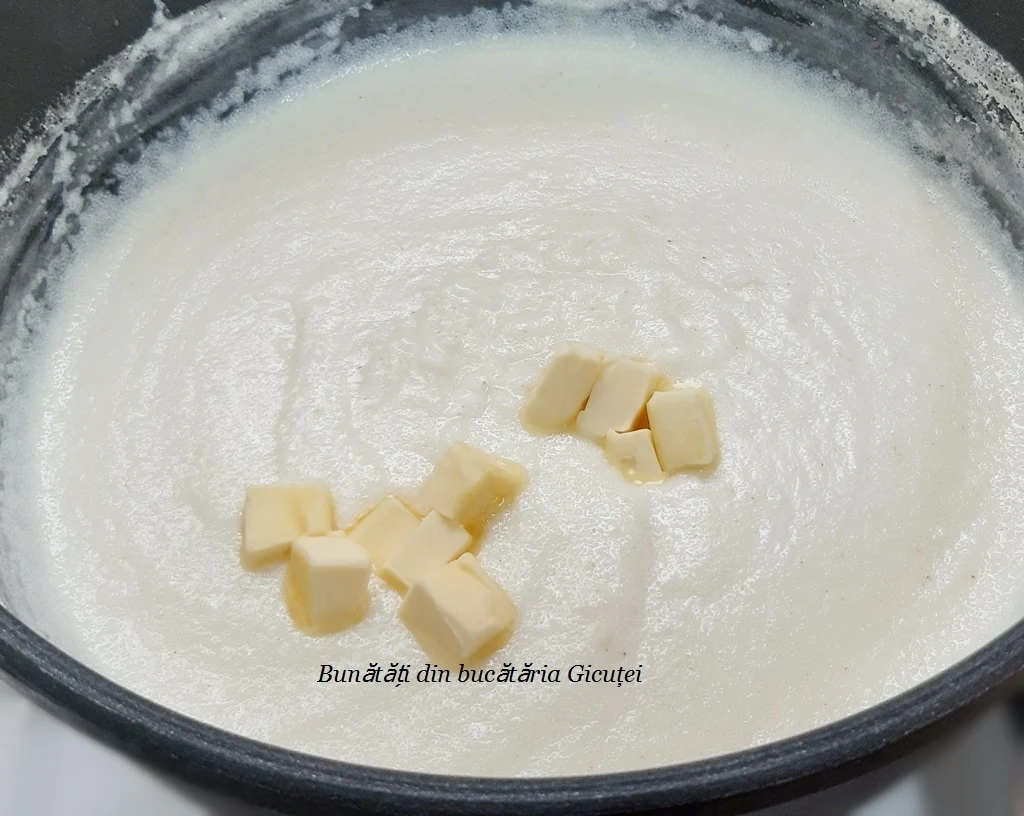 adaugare unt in grisul cu lapte