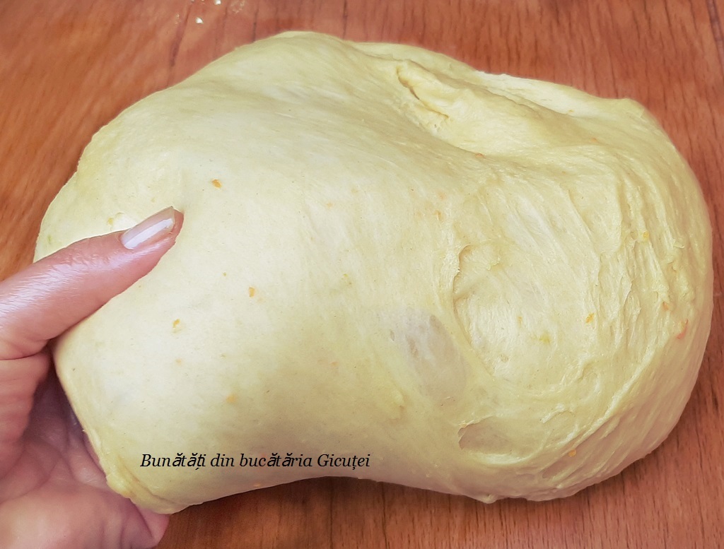 aluat oparit pentru cozonaci pufosi si gustosi