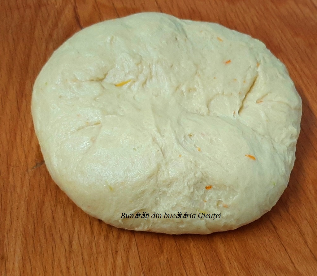 aluatul oparit pentru cozonaci gata framantat