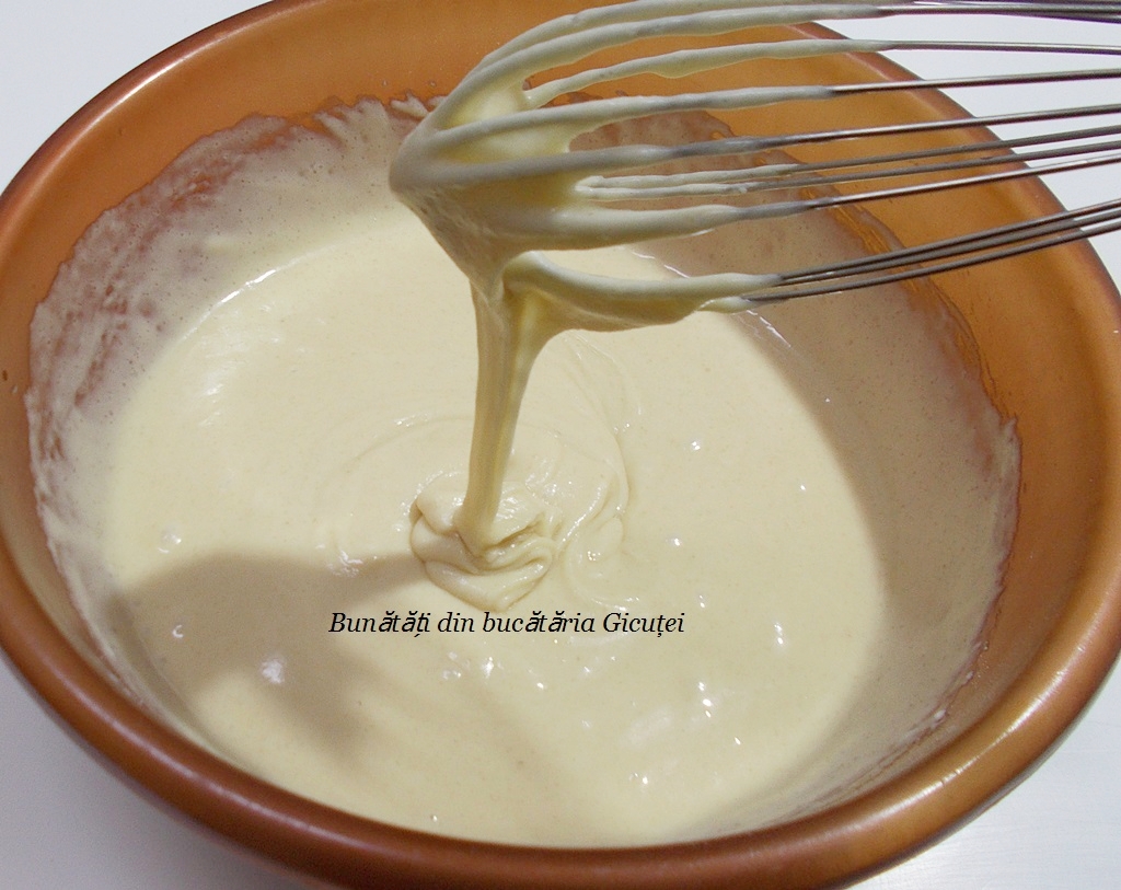 aluatul pentru prajitura turnata