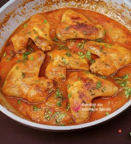 Aripioare de pui cu sos la tigaie