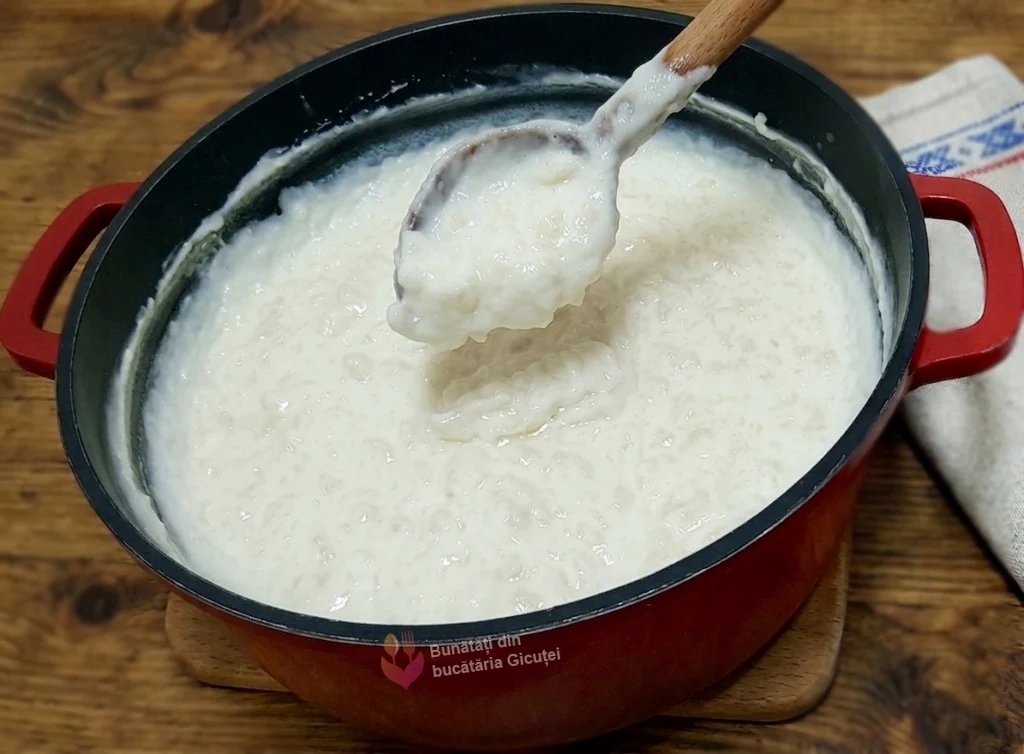 colarezi-cu-lapte-desertul-copilariei