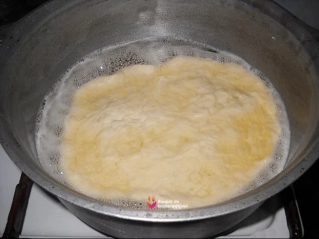 cratita cu prima scovearga