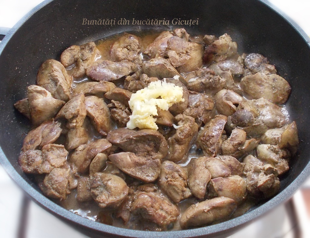 ficatei inabusiti cu vin si usturoi