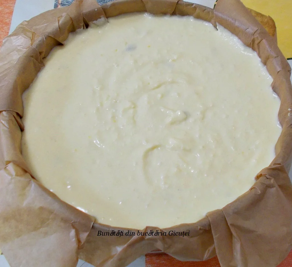 forma cu prajitura, pasca inainte de coacere