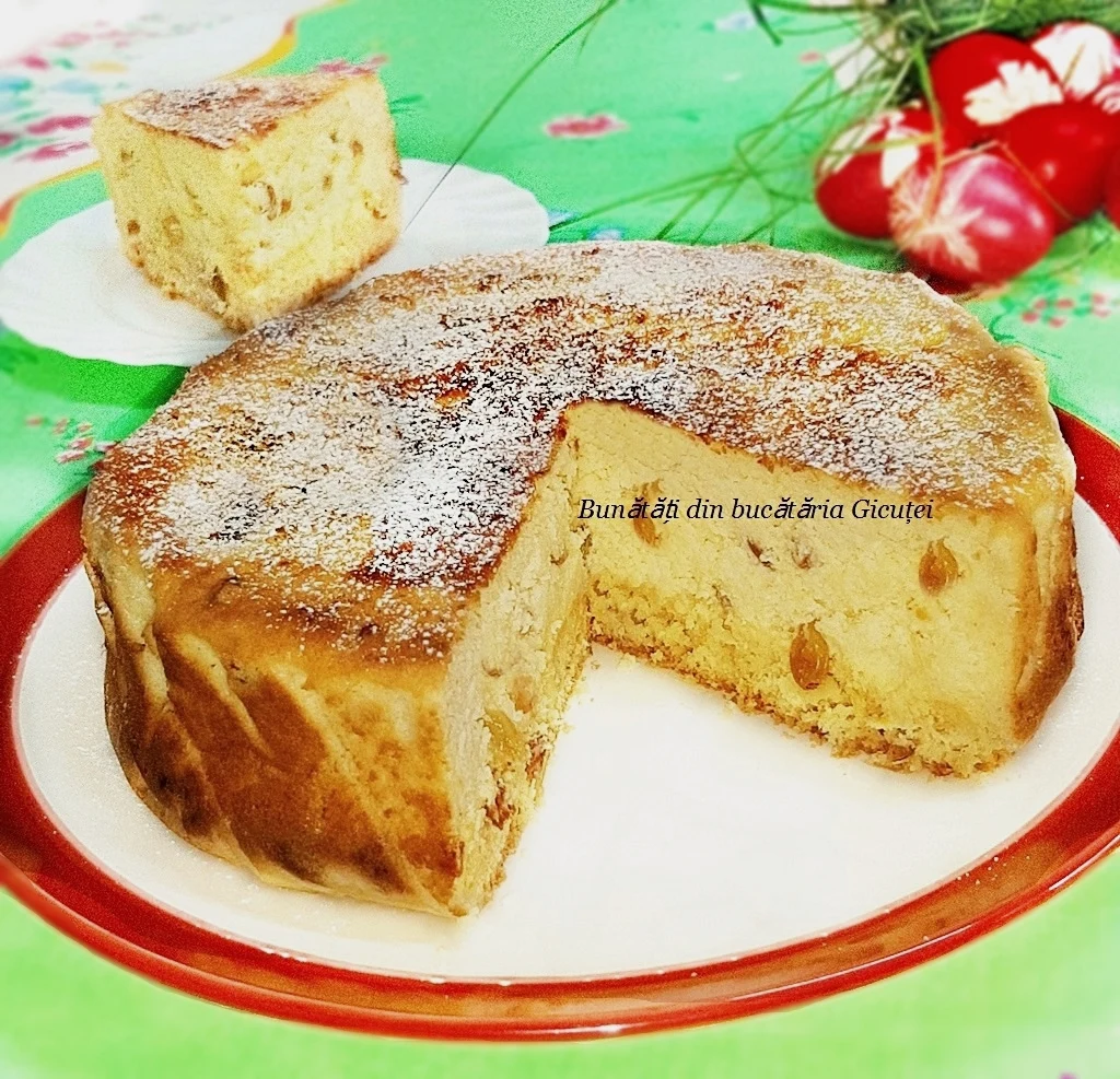 prajitura-pasca-cu-blat-gen-pandispan-si-branza-dulce