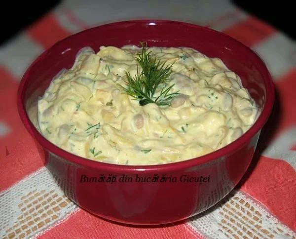 salata de fasole galbena cu maioneza