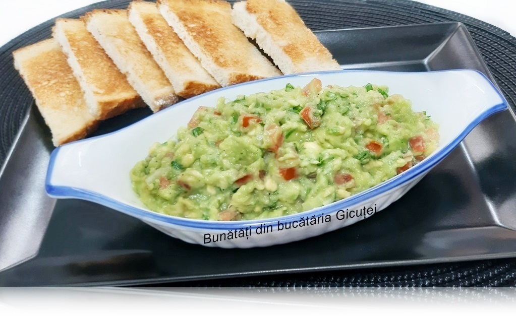 sos mexican de avocado -Guacamole