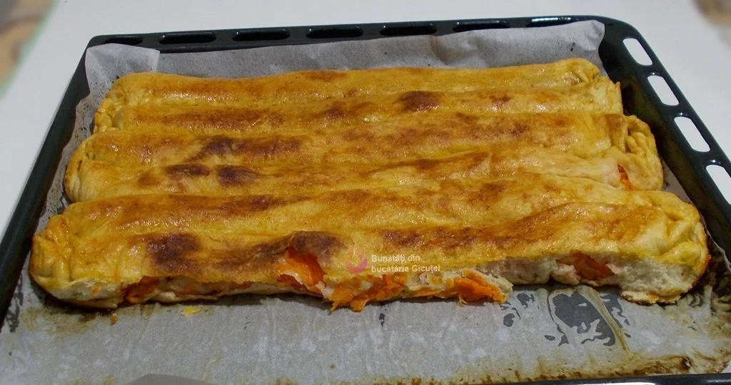 tava cu 3 placinte de dovleac