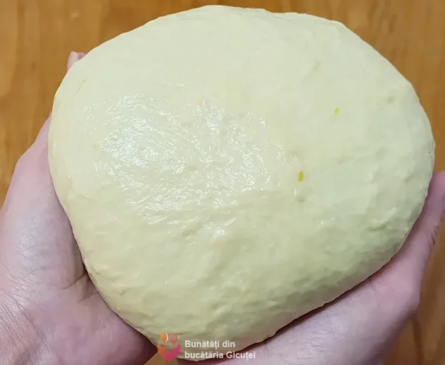 aluat de post cu apa minerala pentru gogosi, cornuri sau cozonaci