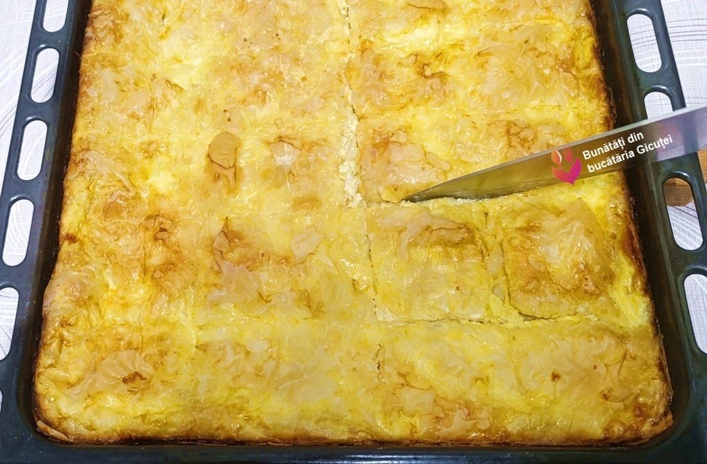 portionare placinta cu branza si iaurt