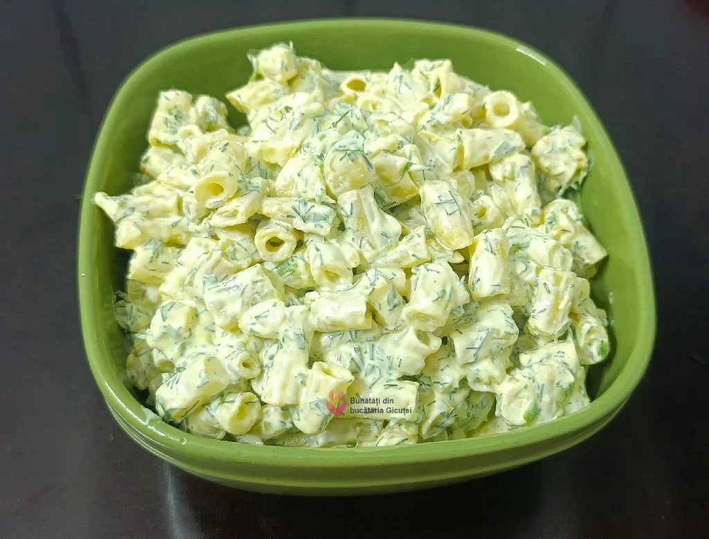 bolul cu salata de pastai