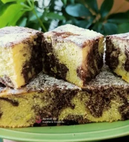 Chec la tavă cu cacao – rețetă rapidă