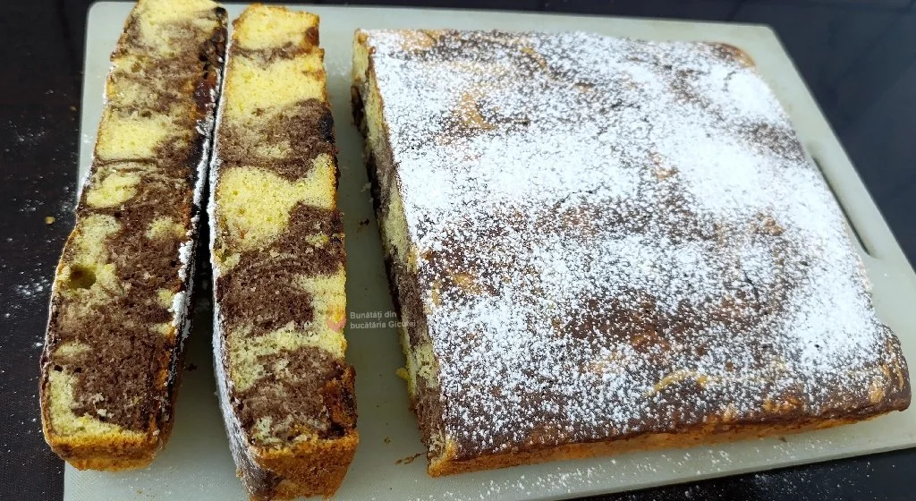 portionare chec la tava