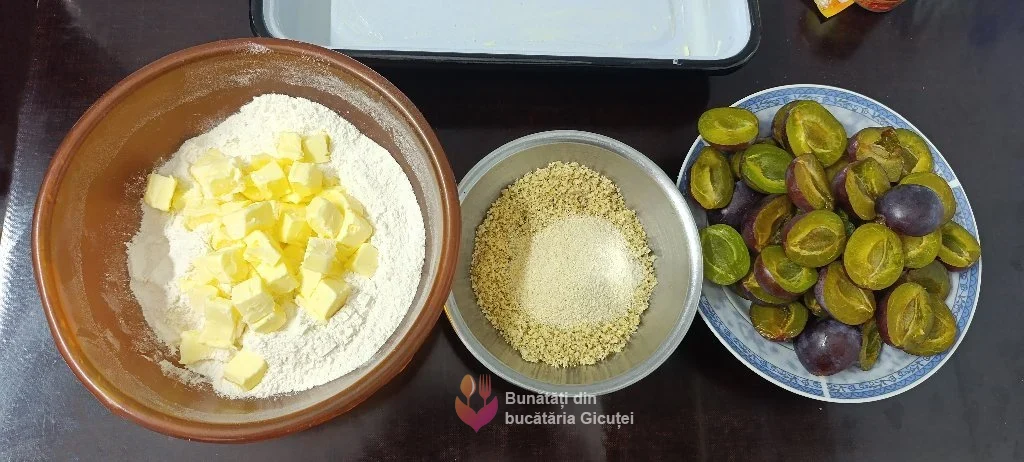 ingrediente crumble cu prune